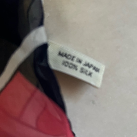Ann Taylor Black and Red Silk Scarf - Picture 4 of 4